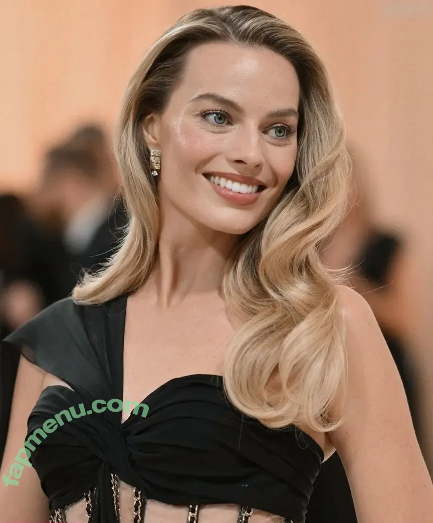 Margot Robbie nude photo #2619 (margotrobbie / margotrobbieofficial)