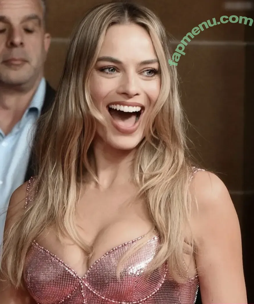 Margot Robbie nude photo #2631 (margotrobbie / margotrobbieofficial)