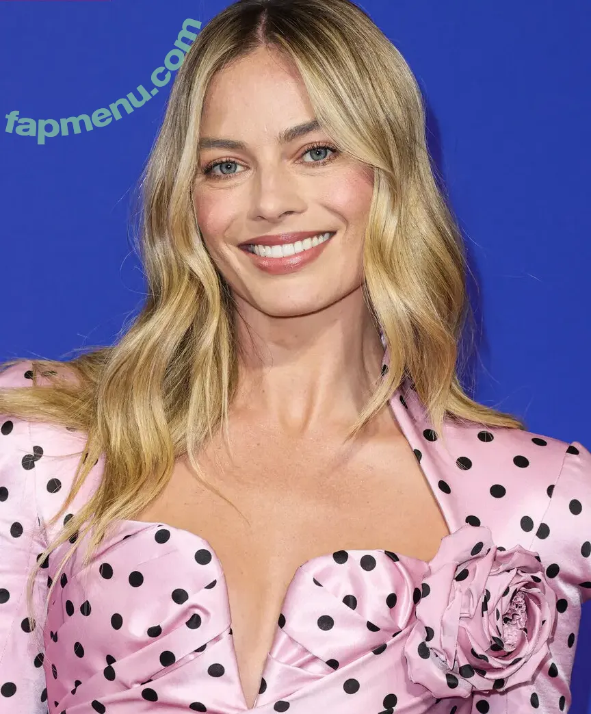 Margot Robbie nude photo #2824 (margotrobbie / margotrobbieofficial)