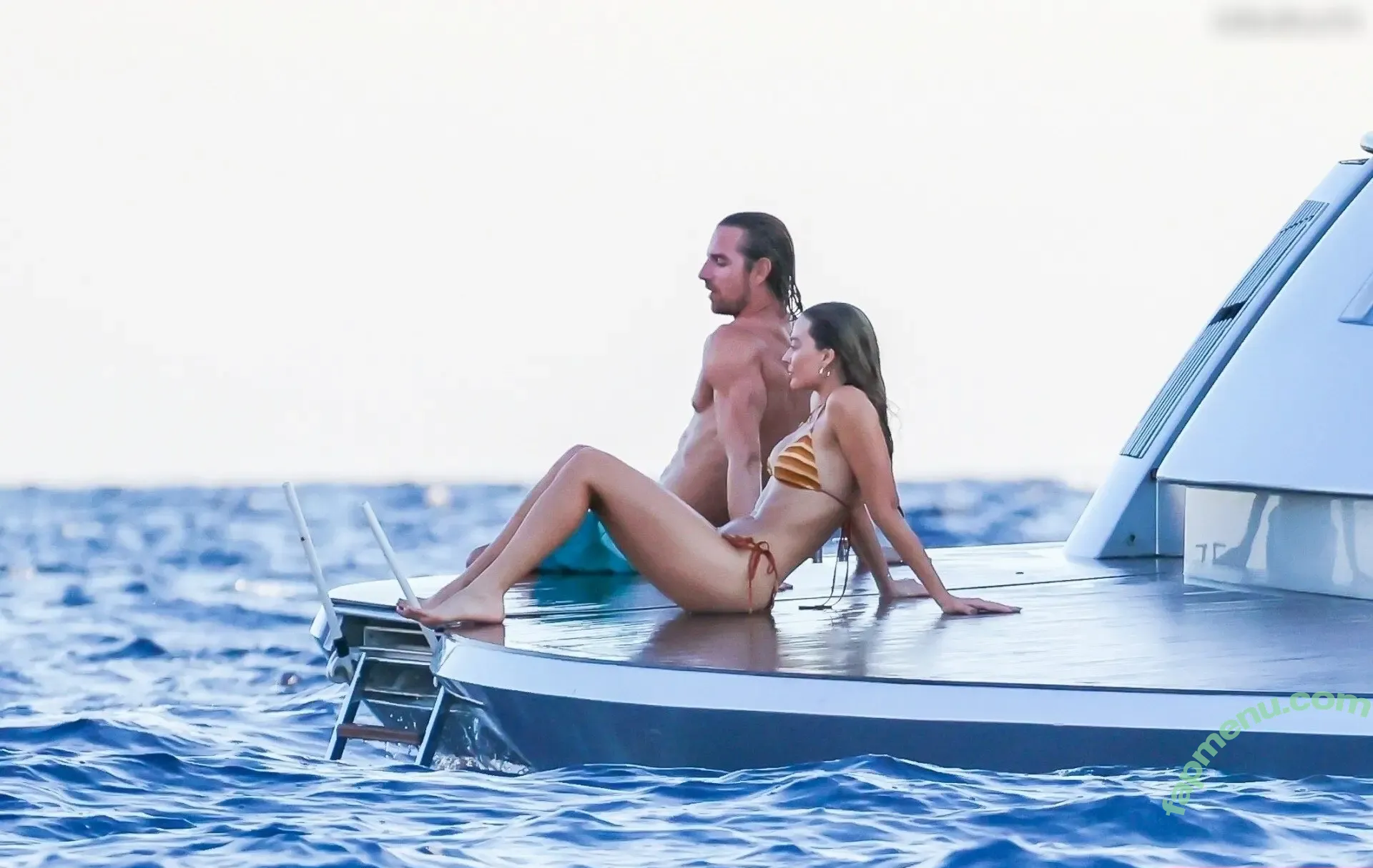 Margot Robbie nude photo #2897 (margotrobbie / margotrobbieofficial)