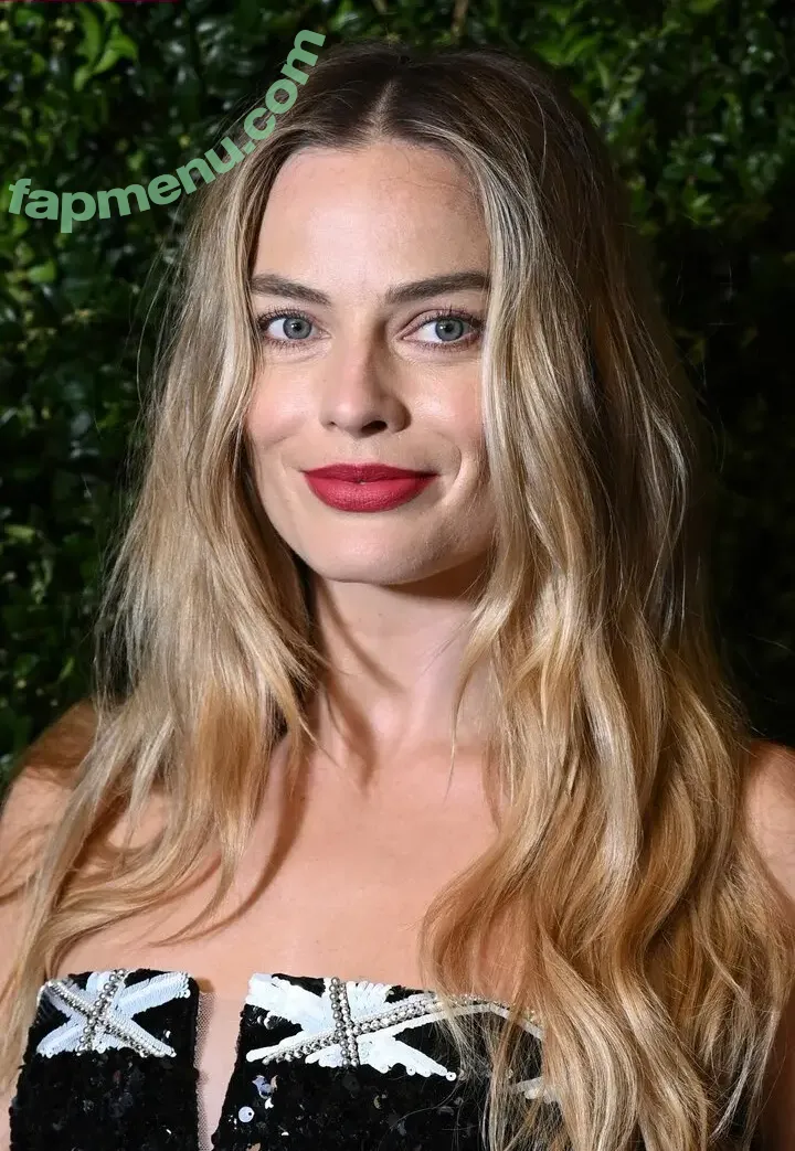 Margot Robbie nude photo #2928 (margotrobbie / margotrobbieofficial)