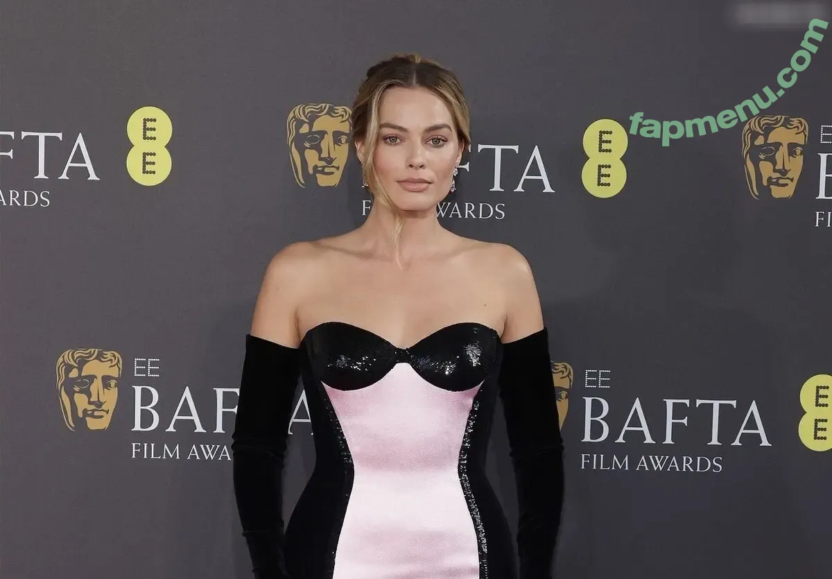 Margot Robbie nude photo #2949 (margotrobbie / margotrobbieofficial)