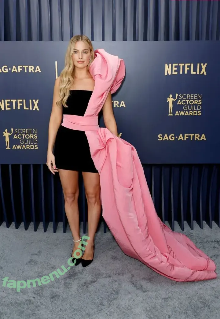 Margot Robbie nude photo #2956 (margotrobbie / margotrobbieofficial)