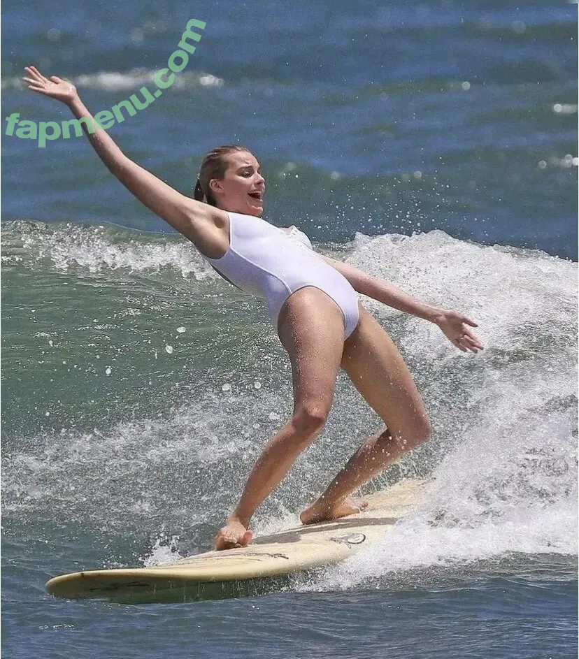 Margot Robbie nude photo #2994 (margotrobbie / margotrobbieofficial)
