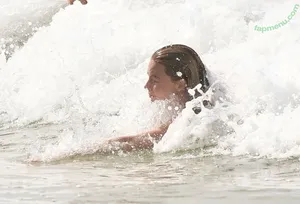 Margot Robbie / margotrobbie / margotrobbieofficial nude photo #3503