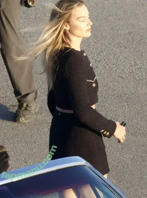 Margot Robbie / margotrobbie / margotrobbieofficial nude photo #3549