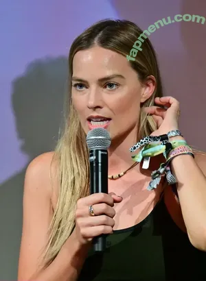 Margot Robbie / margotrobbie / margotrobbieofficial nude photo #3608