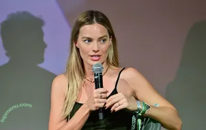 Margot Robbie / margotrobbie / margotrobbieofficial nude photo #3632