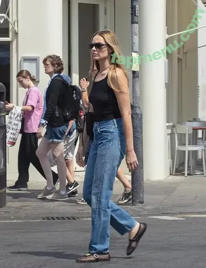 Margot Robbie / margotrobbie / margotrobbieofficial nude photo #3638