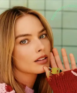 Margot Robbie / margotrobbie / margotrobbieofficial nude photo #3672