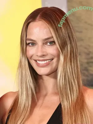Margot Robbie / margotrobbie / margotrobbieofficial nude photo #3798