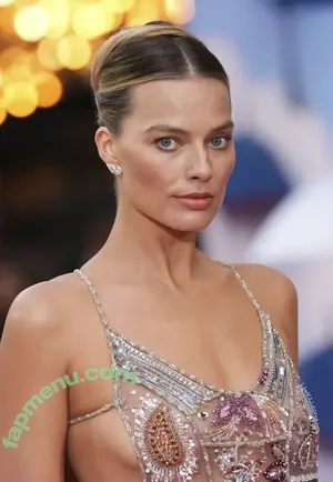 Margot Robbie / margotrobbie / margotrobbieofficial nude photo #3910