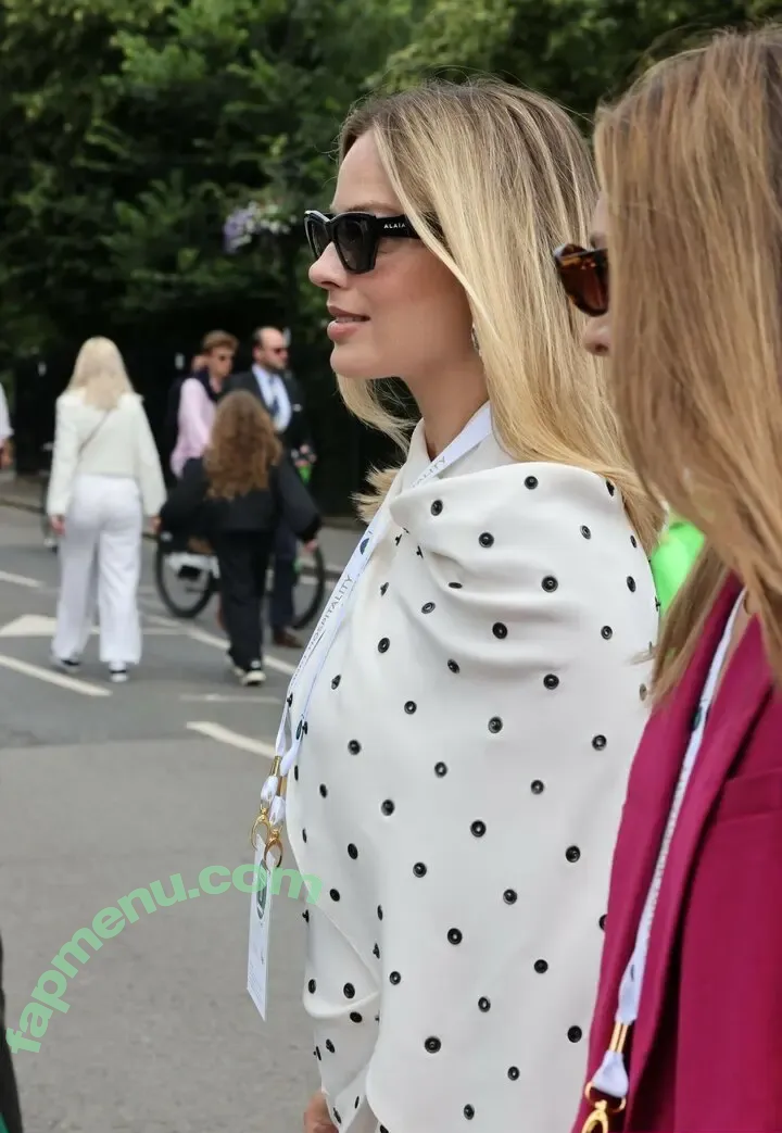 Margot Robbie nude photo #3065 (margotrobbie / margotrobbieofficial)