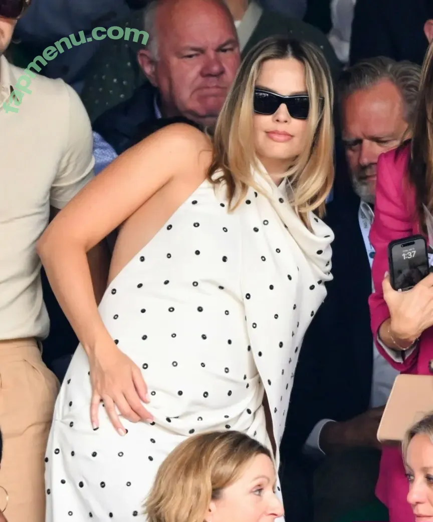 Margot Robbie nude photo #3067 (margotrobbie / margotrobbieofficial)