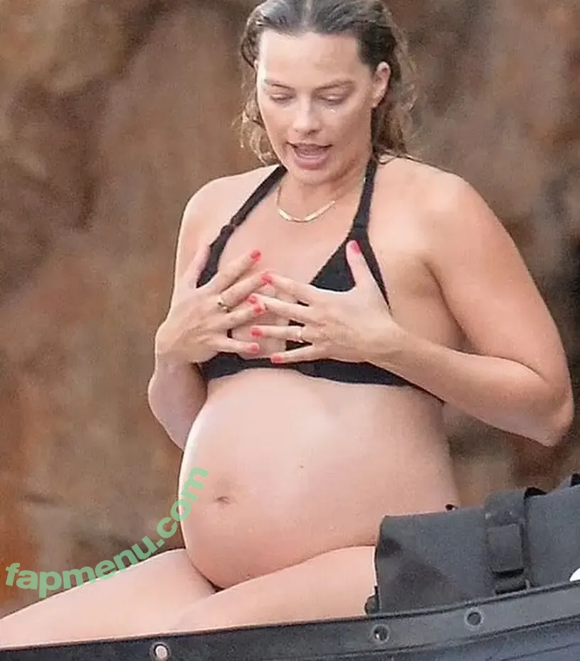 Margot Robbie nude photo #3087 (margotrobbie / margotrobbieofficial)