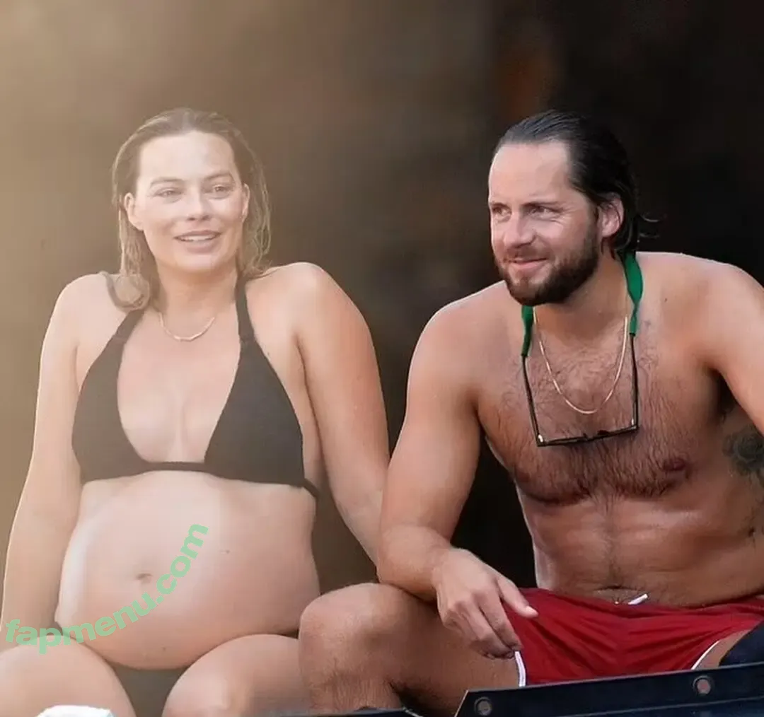 Margot Robbie nude photo #3089 (margotrobbie / margotrobbieofficial)