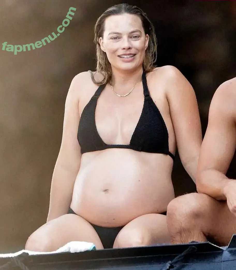 Margot Robbie nude photo #3091 (margotrobbie / margotrobbieofficial)