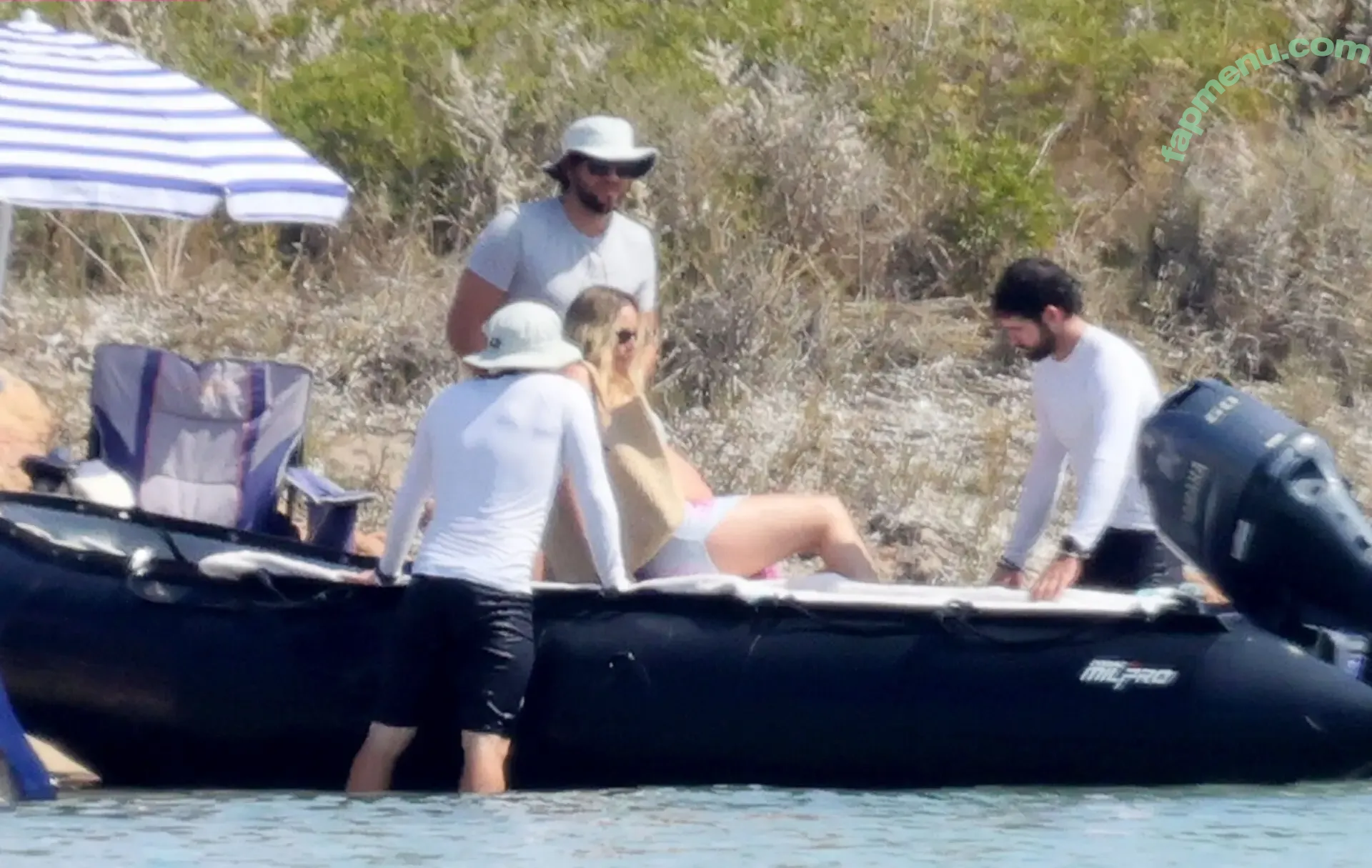 Margot Robbie nude photo #3106 (margotrobbie / margotrobbieofficial)