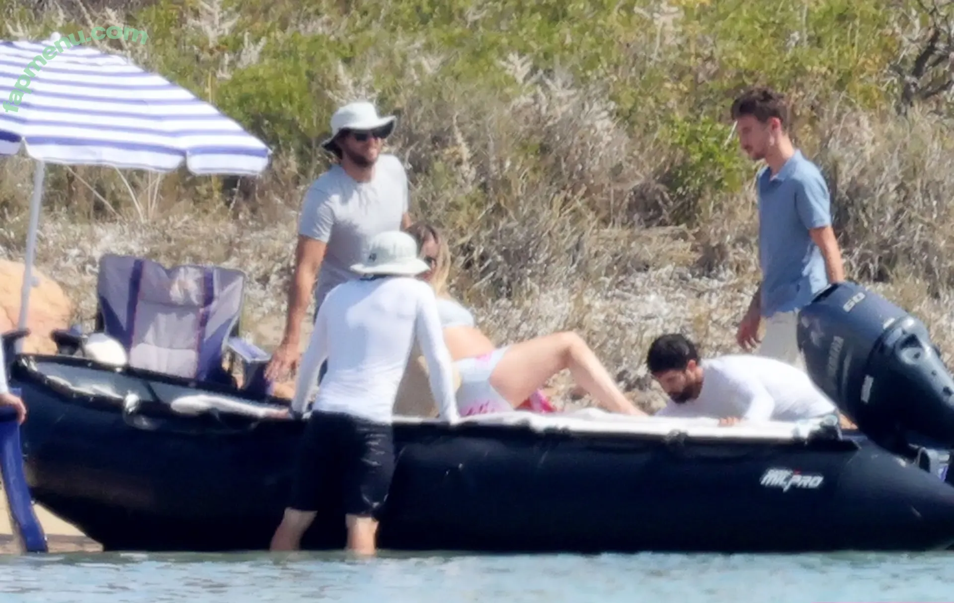 Margot Robbie nude photo #3107 (margotrobbie / margotrobbieofficial)