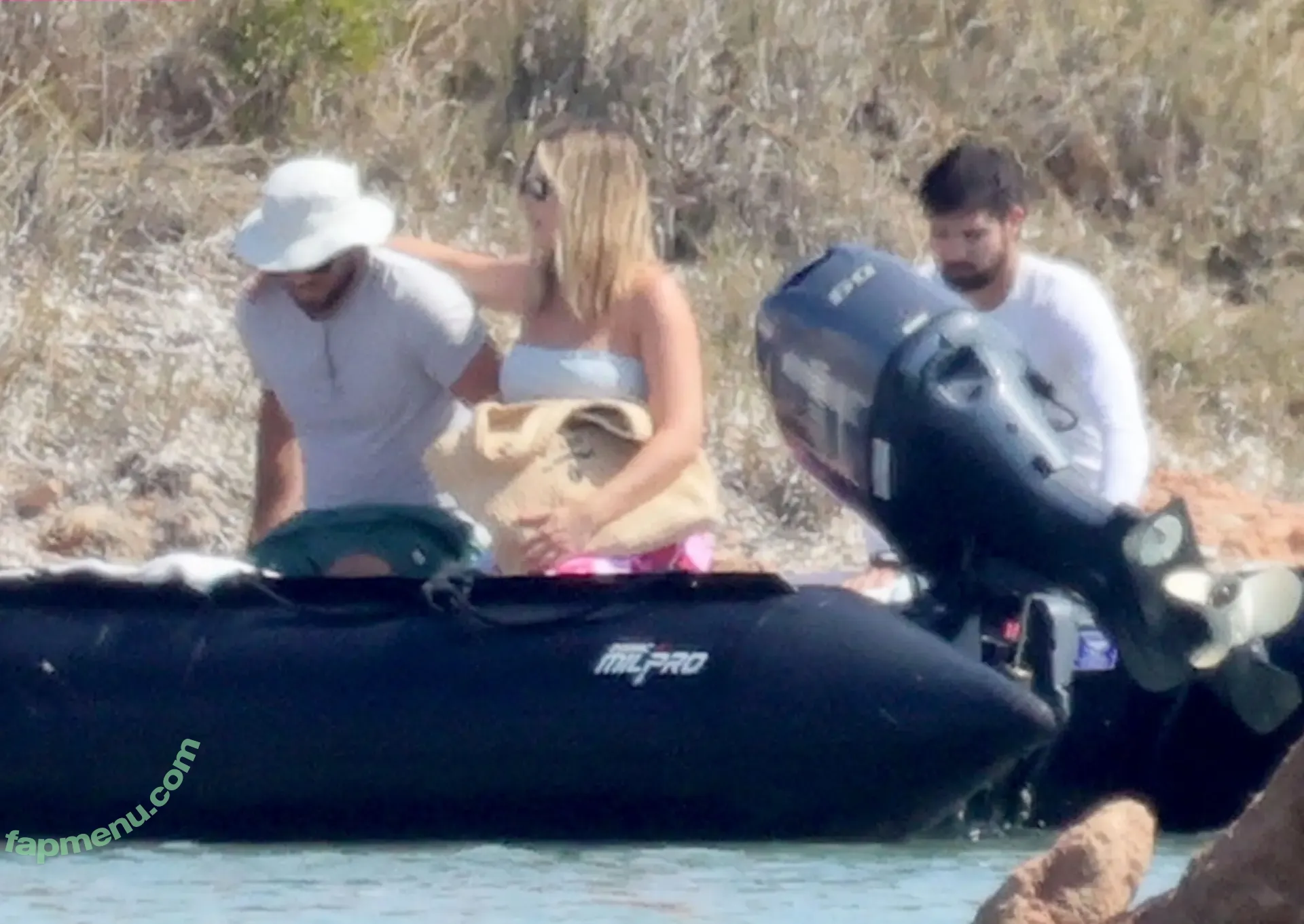 Margot Robbie nude photo #3111 (margotrobbie / margotrobbieofficial)