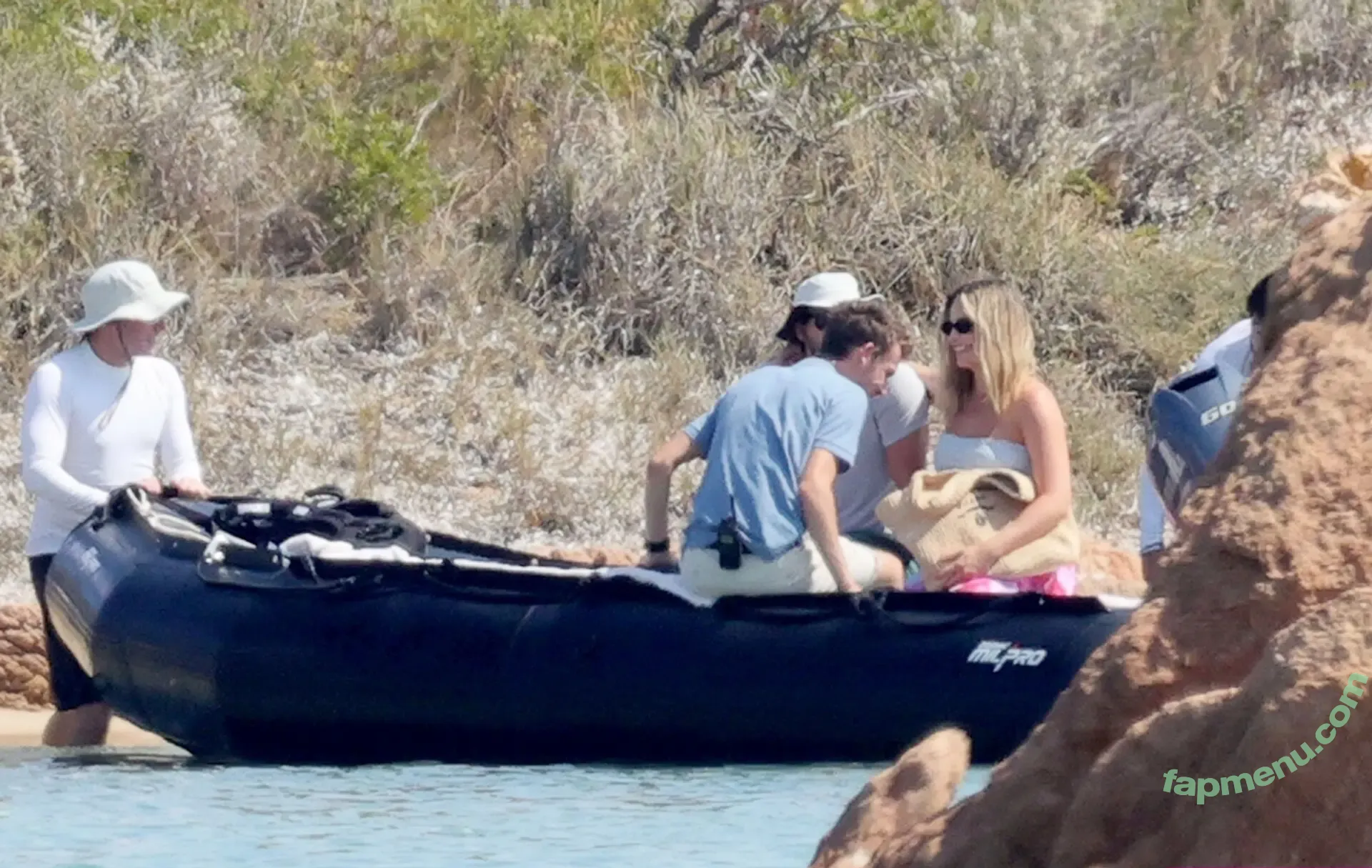 Margot Robbie nude photo #3113 (margotrobbie / margotrobbieofficial)