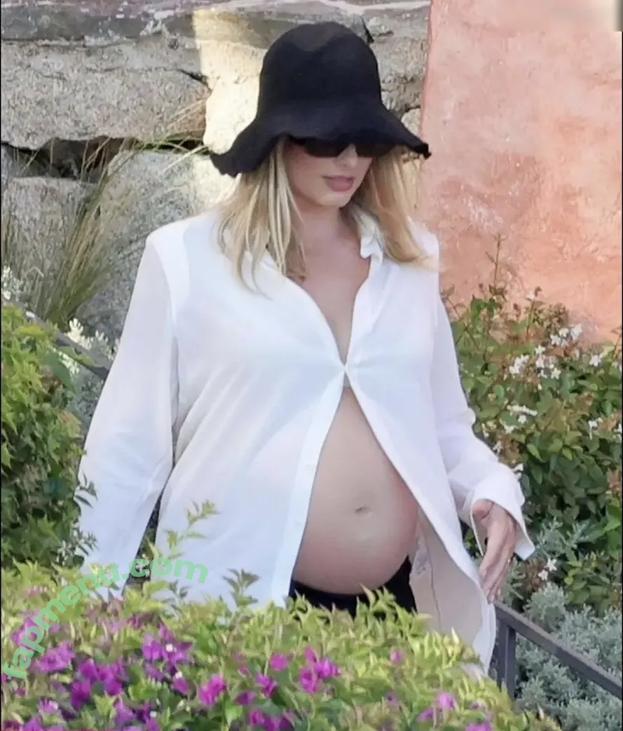 Margot Robbie nude photo #3129 (margotrobbie / margotrobbieofficial)