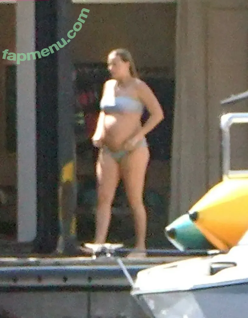 Margot Robbie nude photo #3133 (margotrobbie / margotrobbieofficial)