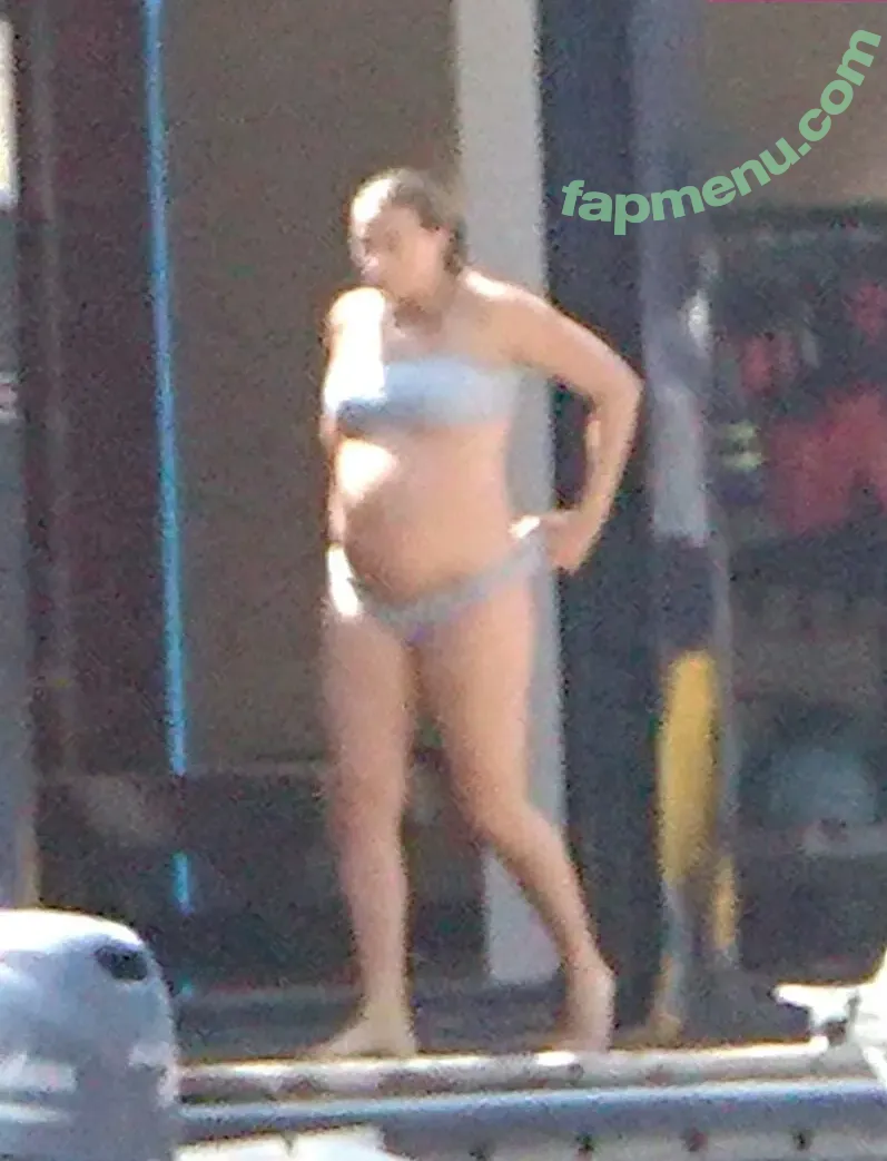 Margot Robbie nude photo #3138 (margotrobbie / margotrobbieofficial)