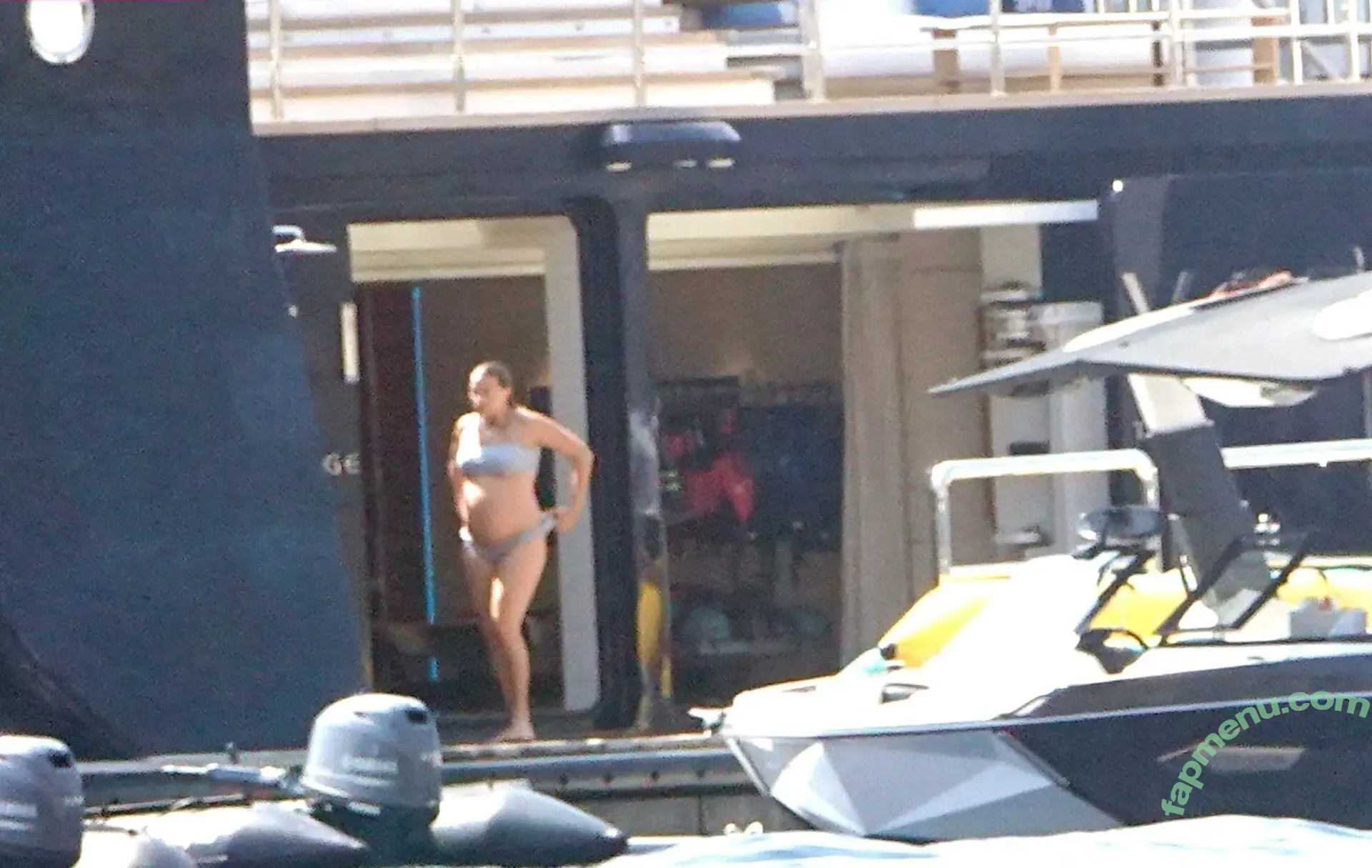 Margot Robbie nude photo #3139 (margotrobbie / margotrobbieofficial)