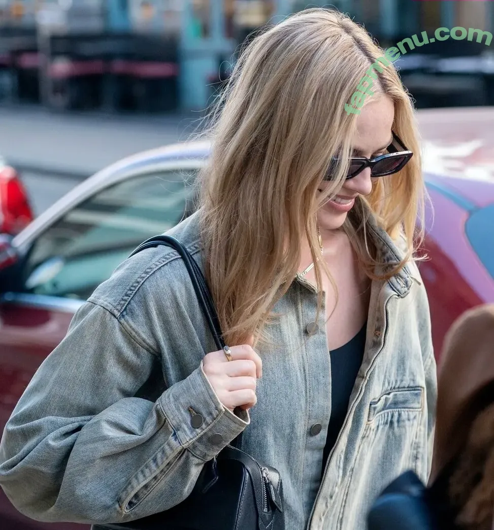 Margot Robbie nude photo #3473 (margotrobbie / margotrobbieofficial)