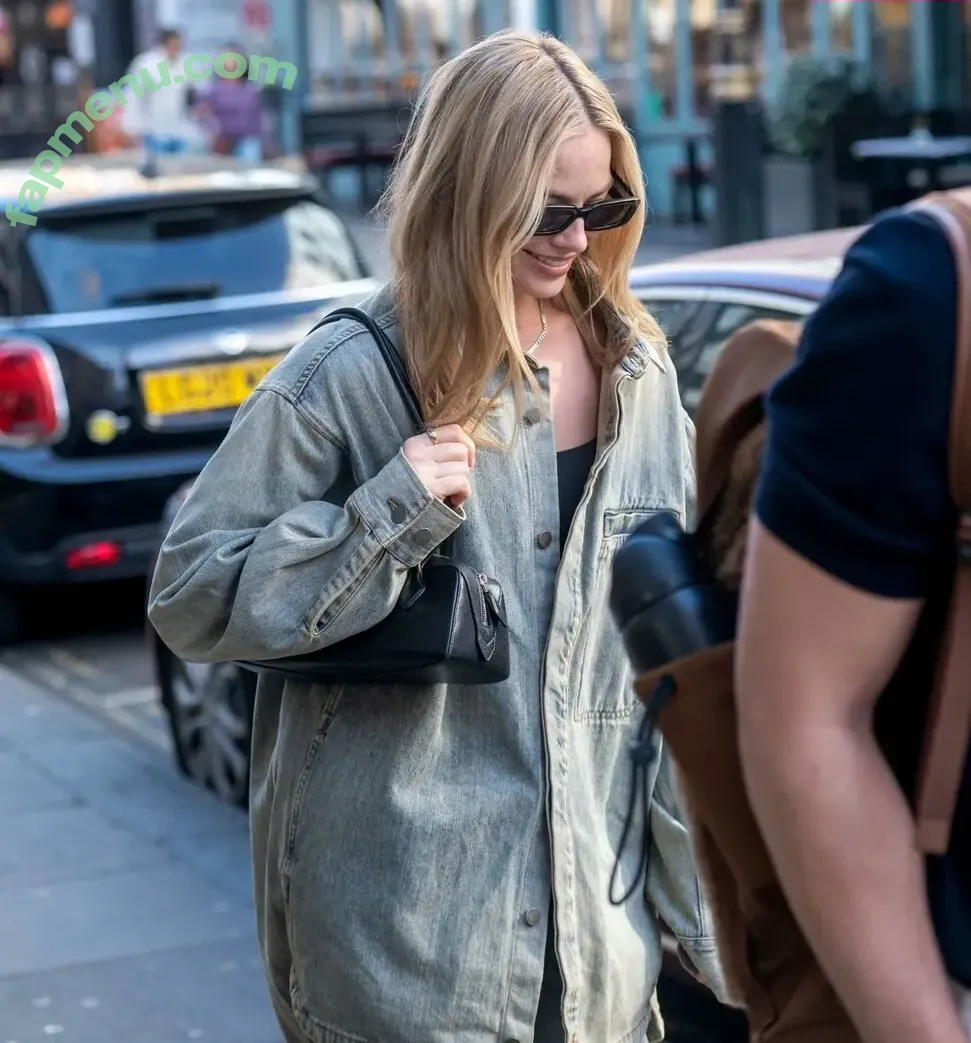 Margot Robbie nude photo #3477 (margotrobbie / margotrobbieofficial)