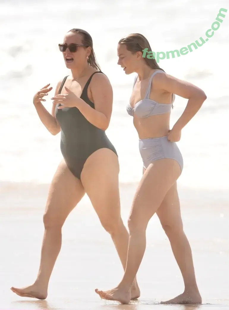 Margot Robbie nude photo #3494 (margotrobbie / margotrobbieofficial)