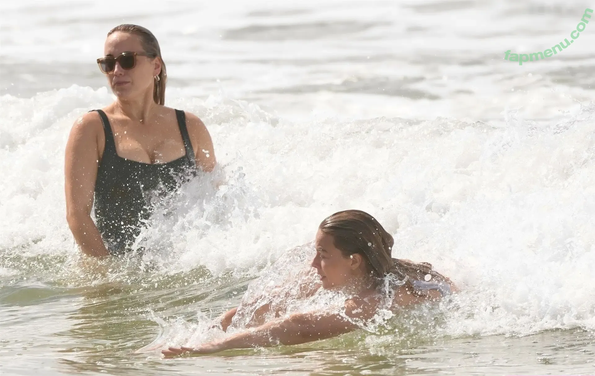 Margot Robbie nude photo #3504 (margotrobbie / margotrobbieofficial)