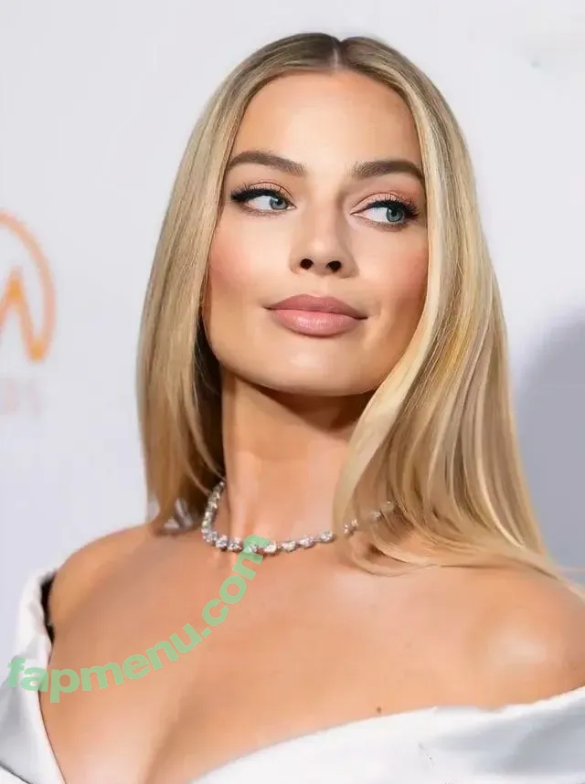 Margot Robbie nude photo #3521 (margotrobbie / margotrobbieofficial)