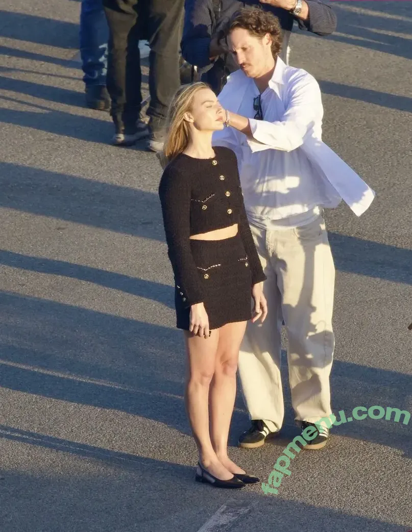 Margot Robbie nude photo #3543 (margotrobbie / margotrobbieofficial)