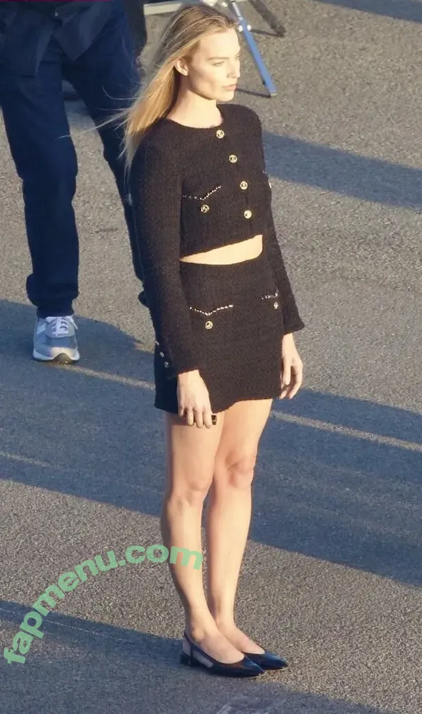 Margot Robbie nude photo #3544 (margotrobbie / margotrobbieofficial)