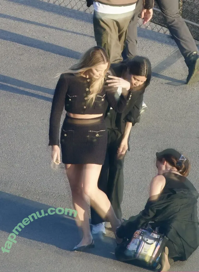 Margot Robbie nude photo #3555 (margotrobbie / margotrobbieofficial)