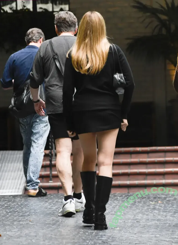 Margot Robbie nude photo #3583 (margotrobbie / margotrobbieofficial)