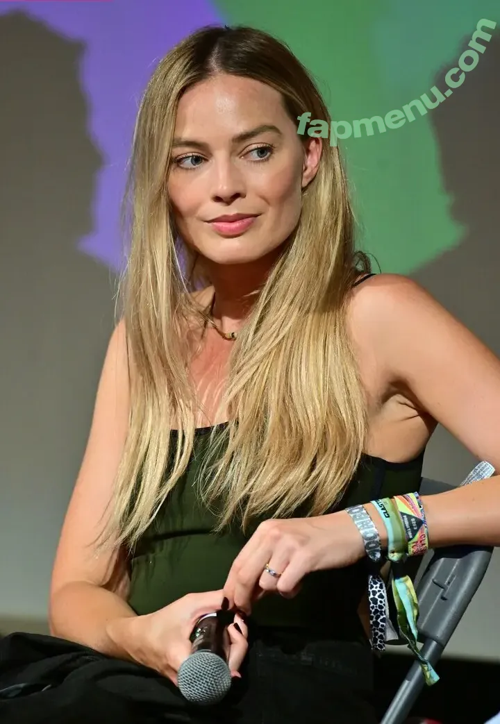 Margot Robbie nude photo #3615 (margotrobbie / margotrobbieofficial)