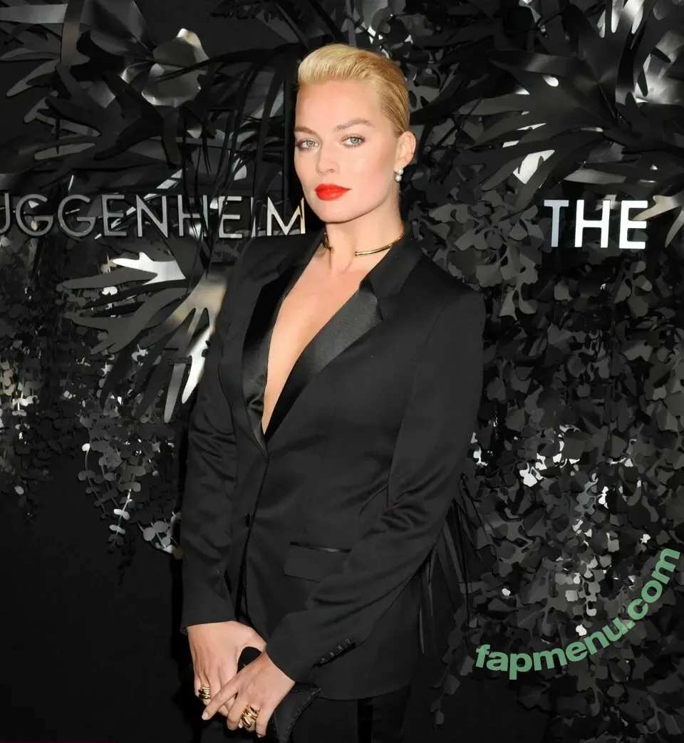 Margot Robbie nude photo #3678 (margotrobbie / margotrobbieofficial)