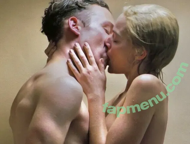 Margot Robbie nude photo #3885 (margotrobbie / margotrobbieofficial)