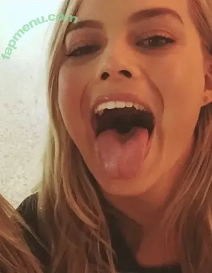 Margot Robbie / margotrobbieofficial nude photo #4095