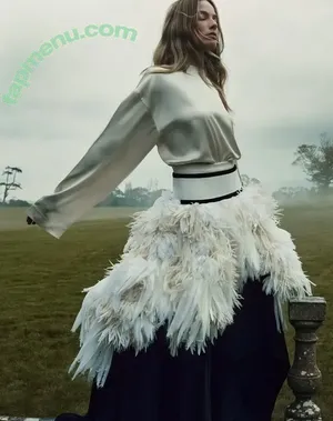 Margot Robbie / margotrobbie / margotrobbieofficial nude photo #4135