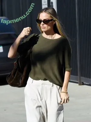 Margot Robbie / margotrobbie / margotrobbieofficial nude photo #4241