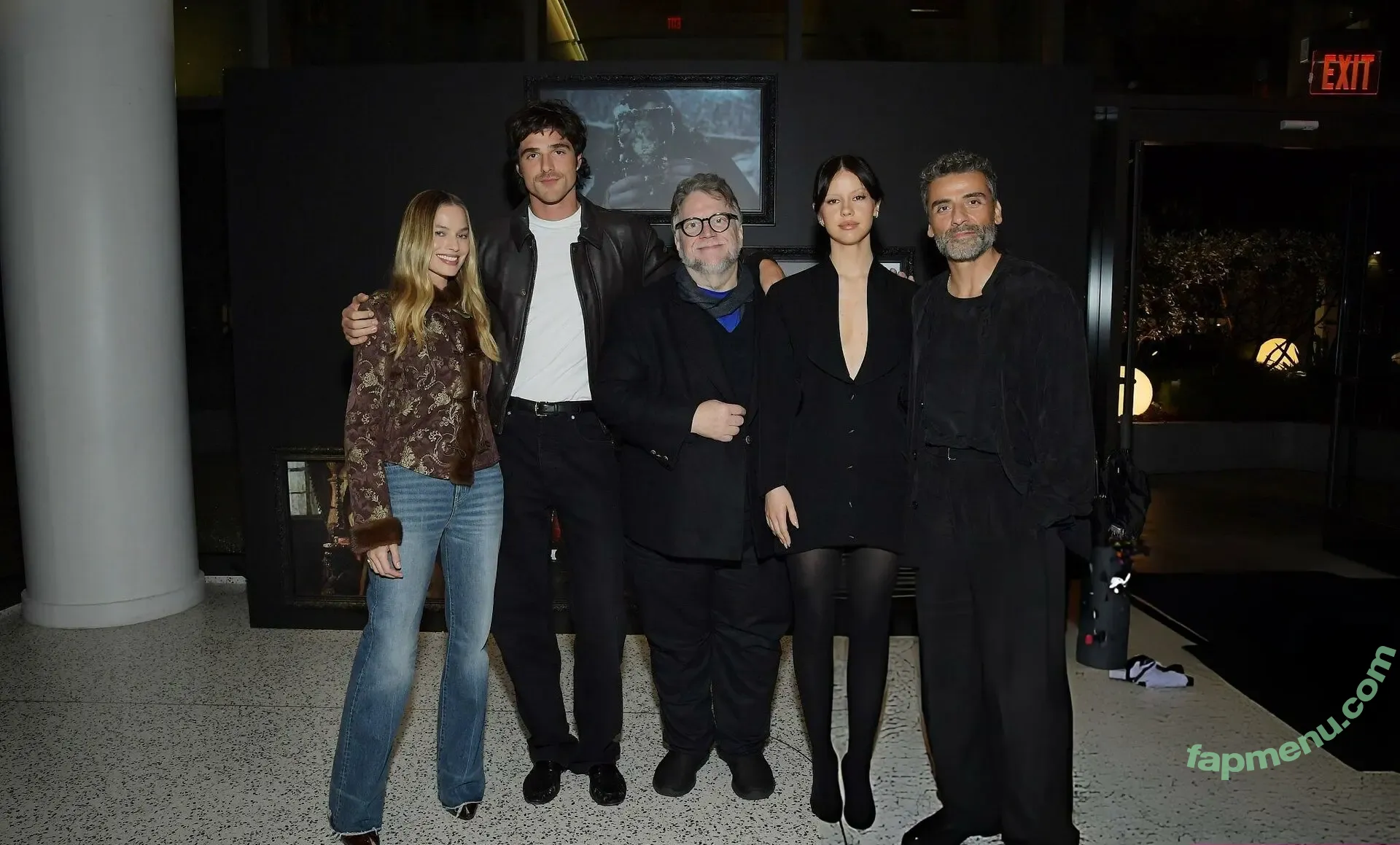 Margot Robbie nude photo #4102 (margotrobbie / margotrobbieofficial)