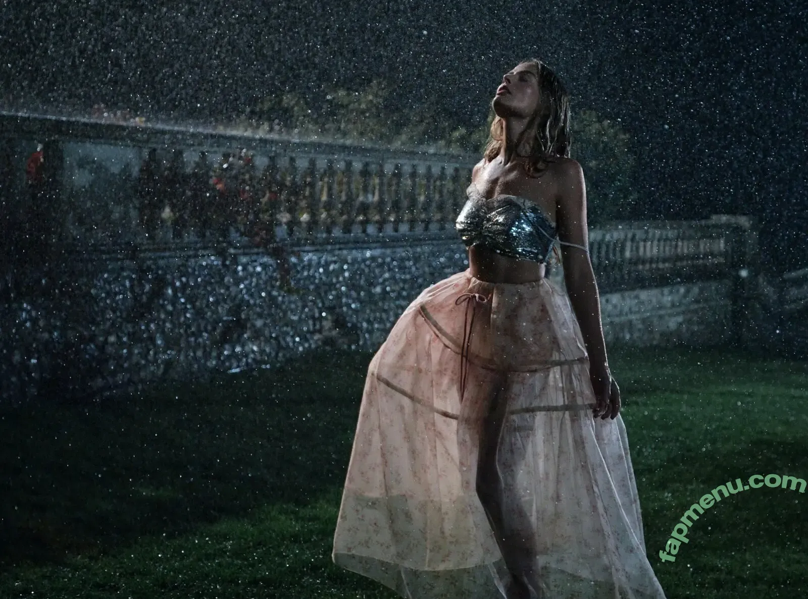 Margot Robbie nude photo #4126 (margotrobbie / margotrobbieofficial)