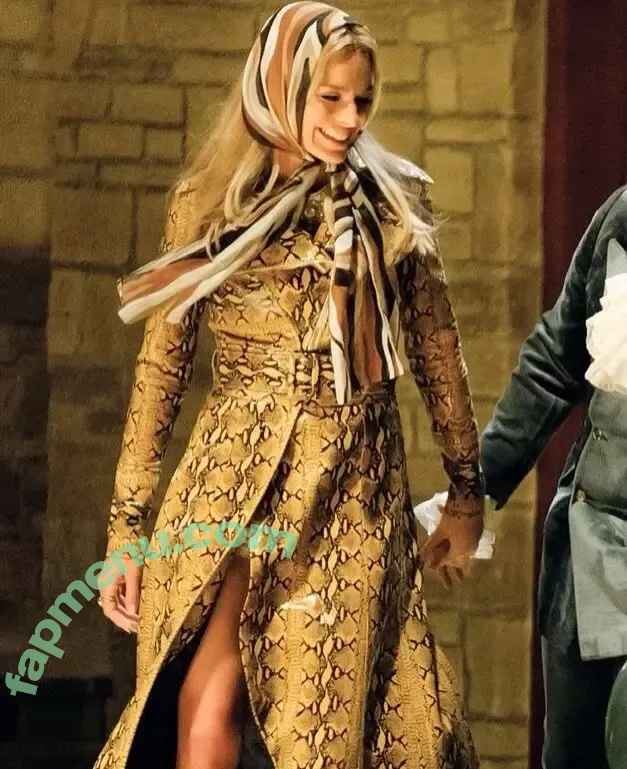 Margot Robbie nude photo #4129 (margotrobbie / margotrobbieofficial)