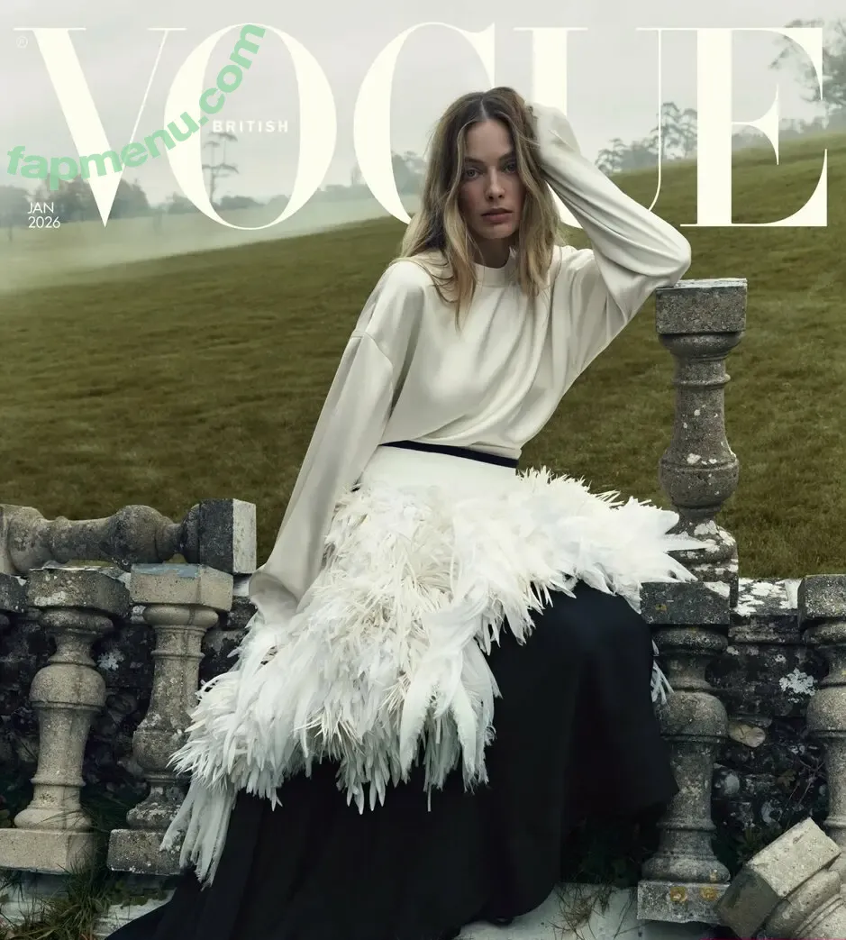 Margot Robbie nude photo #4133 (margotrobbie / margotrobbieofficial)