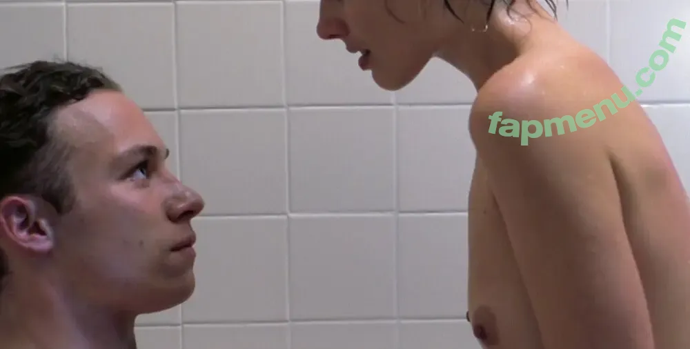 Margot Robbie nude photo #4176 (margotrobbie / margotrobbieofficial)