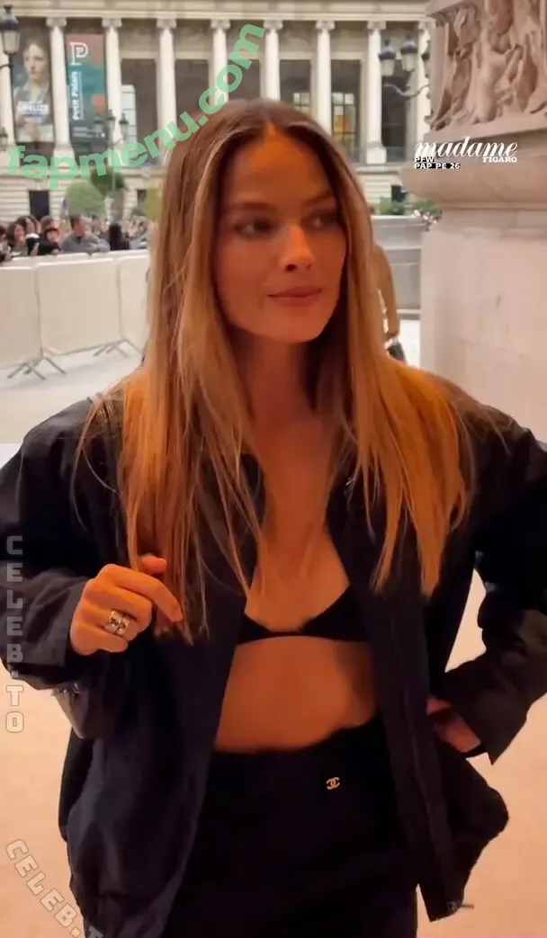 Margot Robbie nude photo #4195 (margotrobbie / margotrobbieofficial)